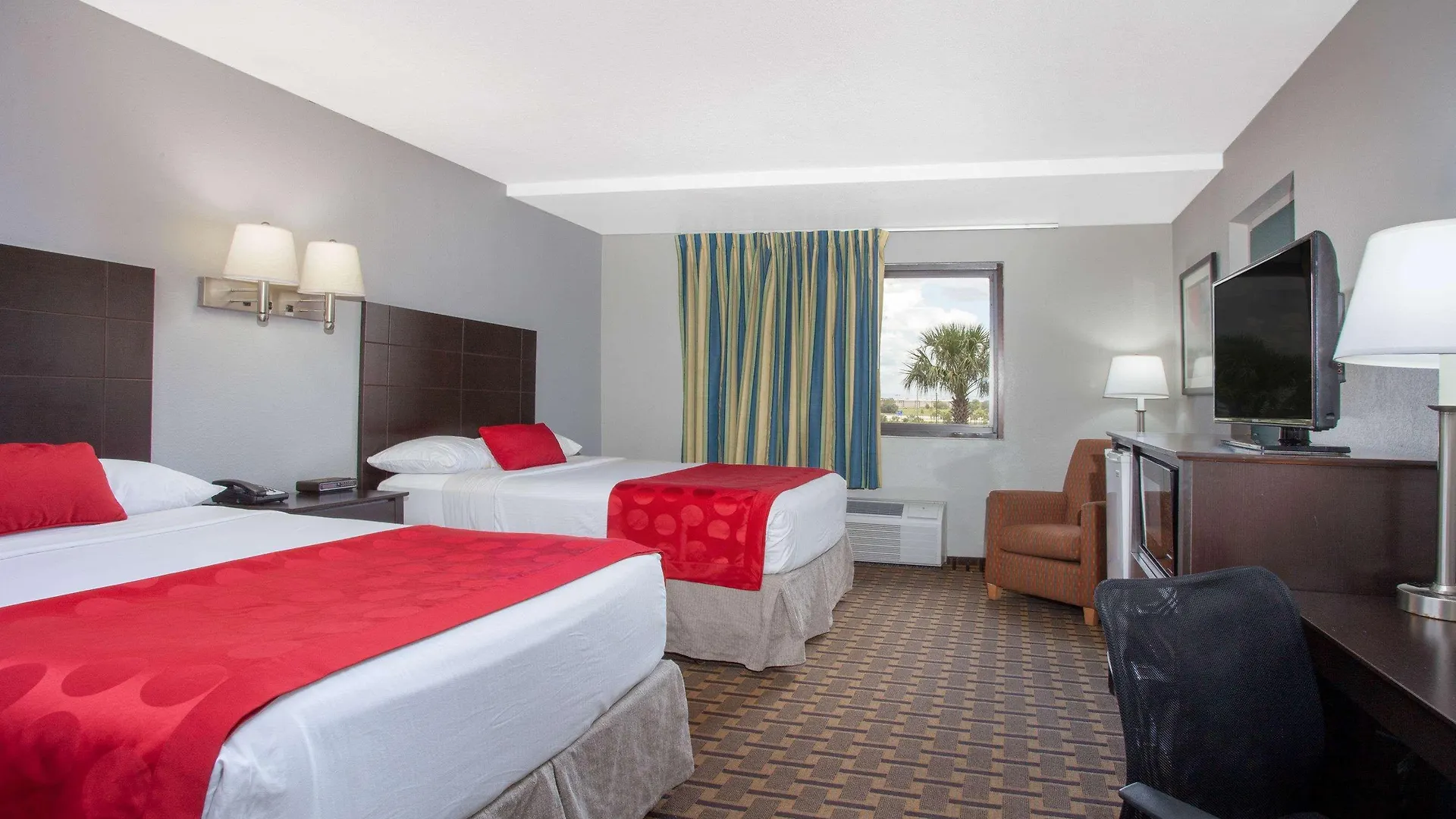 Ramada By Wyndham Davenport Orlando South Hotel