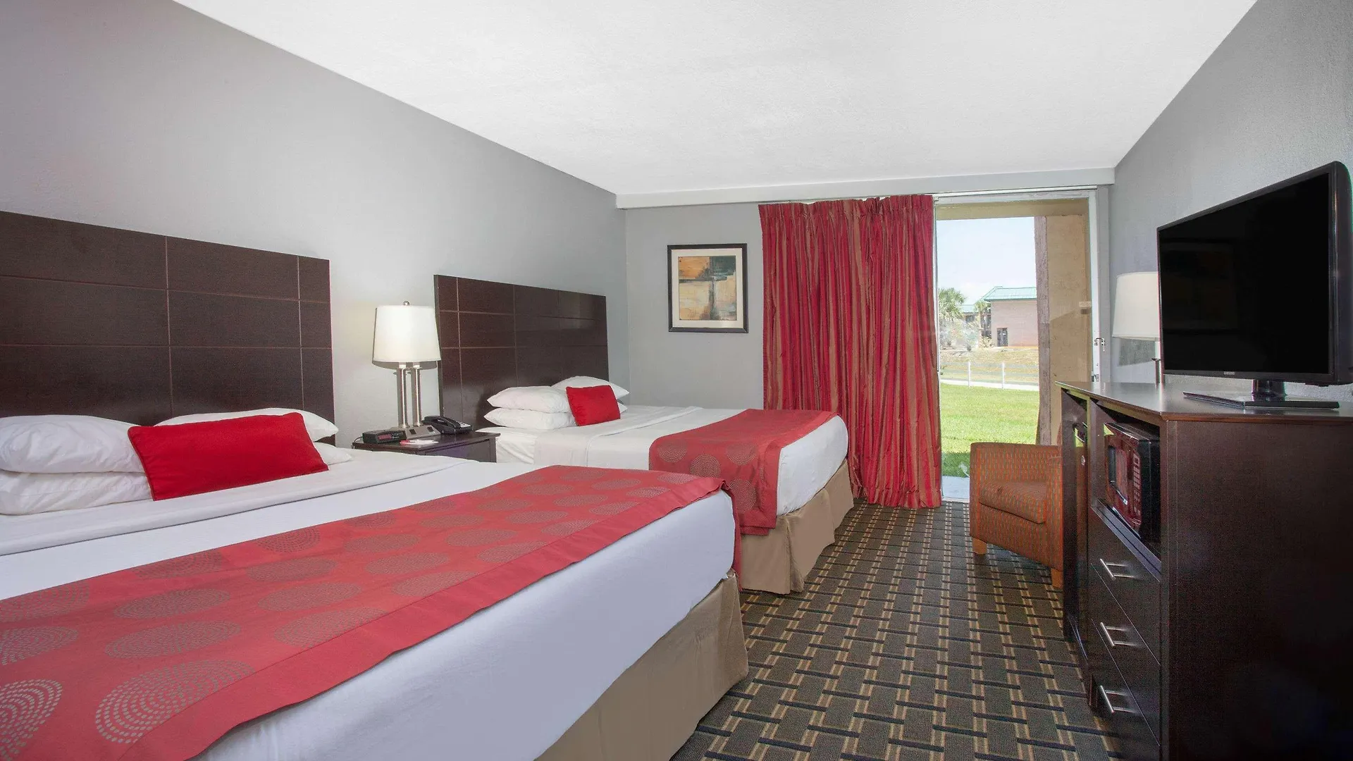 Ramada By Wyndham Davenport Orlando South Hotel