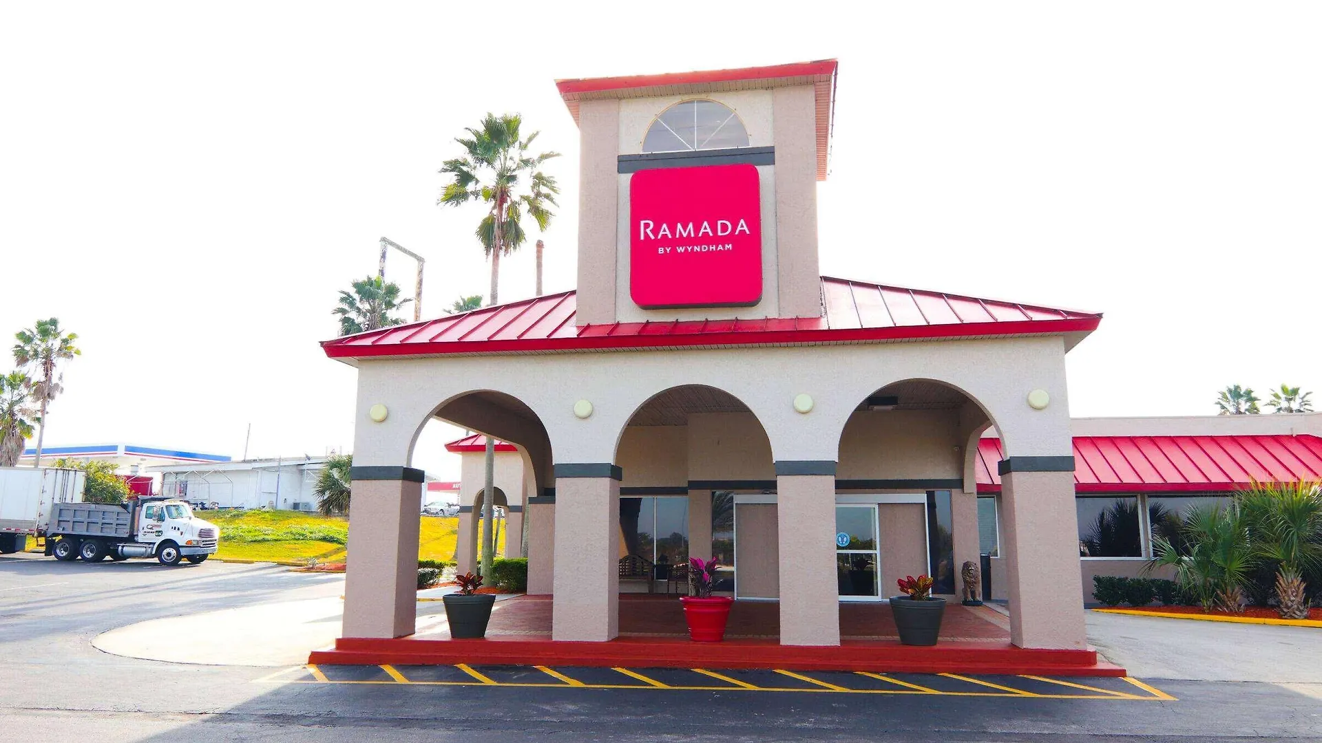 ***  Ramada By Wyndham Davenport Orlando South Hotel United States
