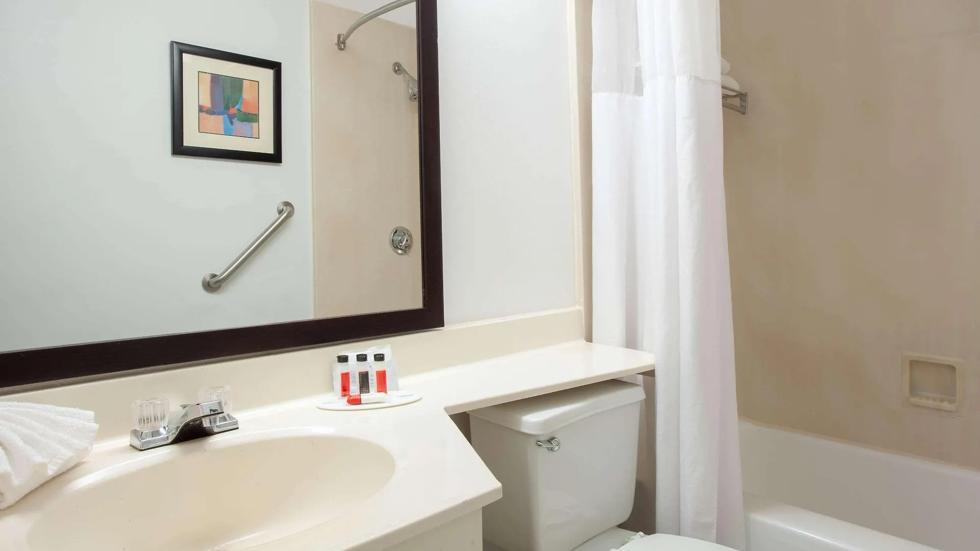 ***  Ramada By Wyndham Davenport Orlando South Hotel United States