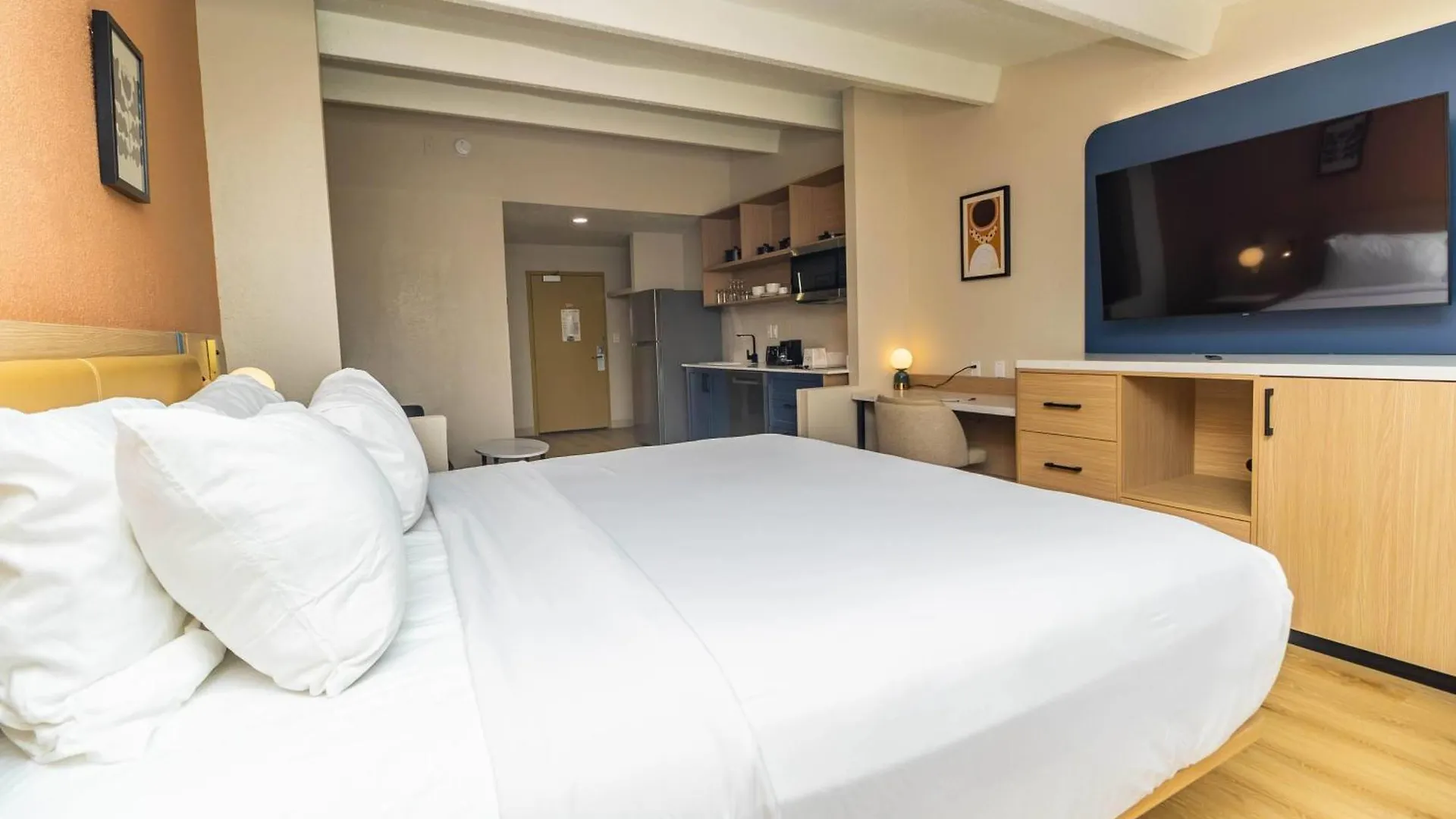 Ramada By Wyndham Davenport Orlando South Hotel