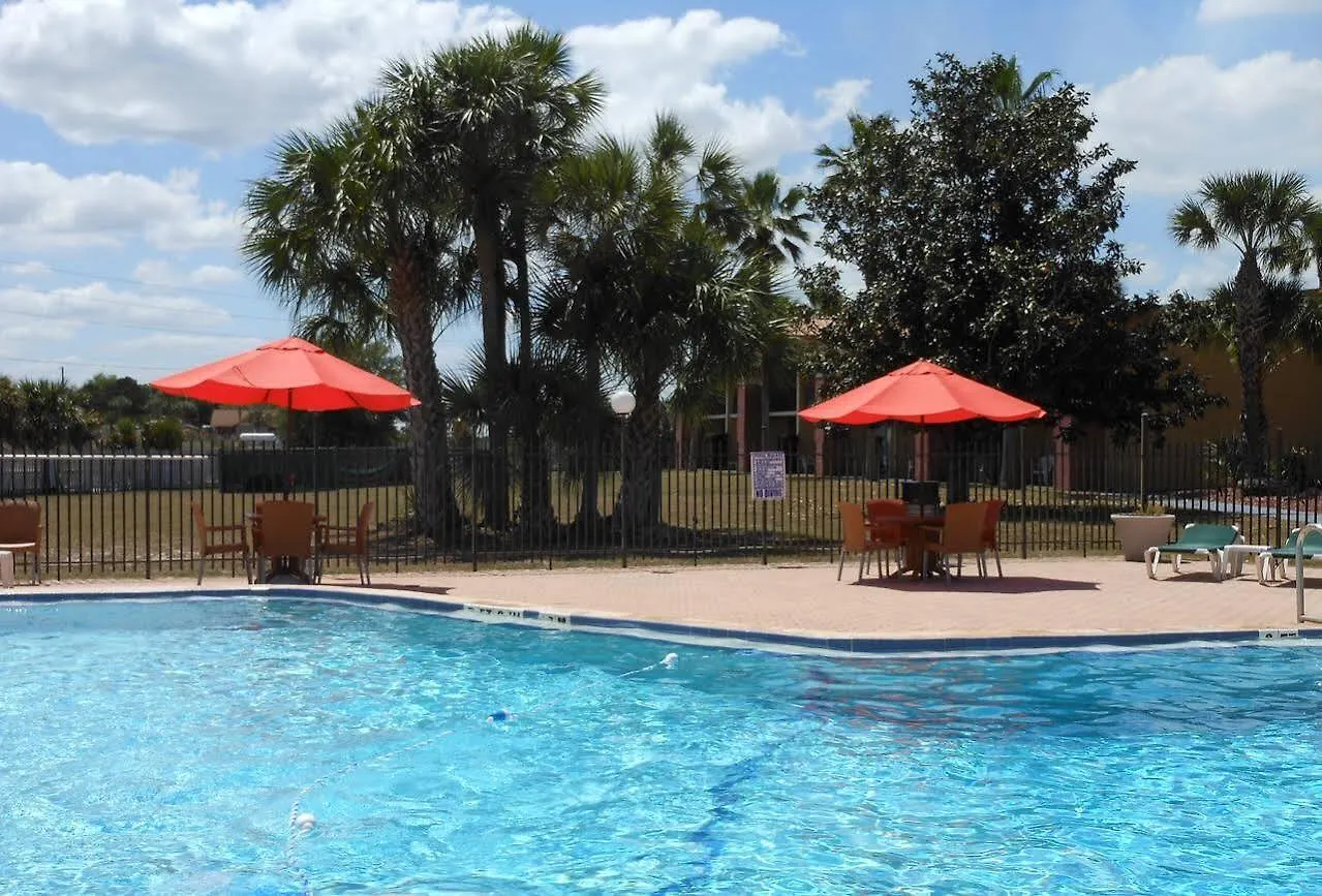 Ramada By Wyndham Davenport Orlando South Hotel